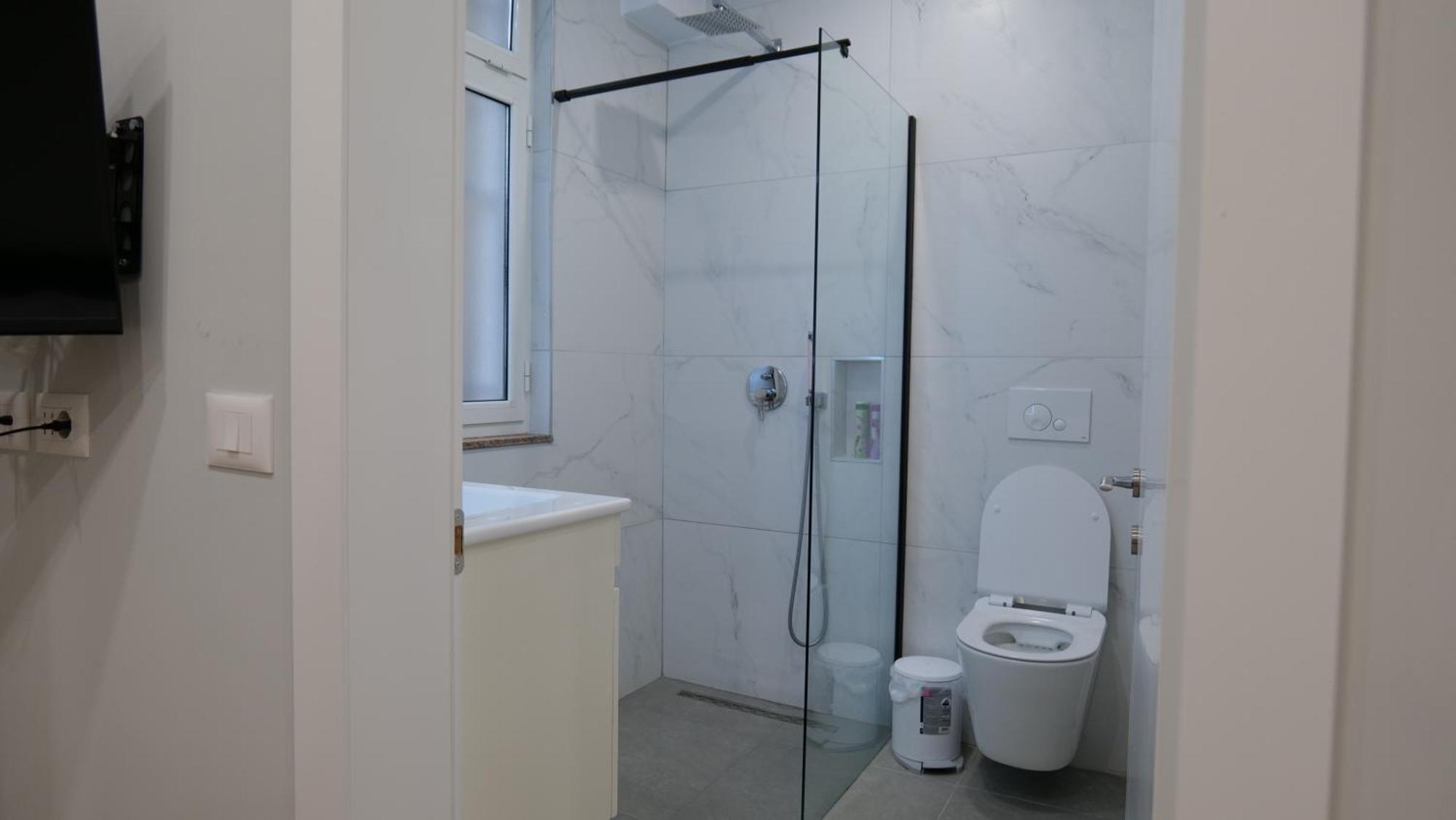 Kristi Apartments 01 Tiranë Ngoại thất bức ảnh